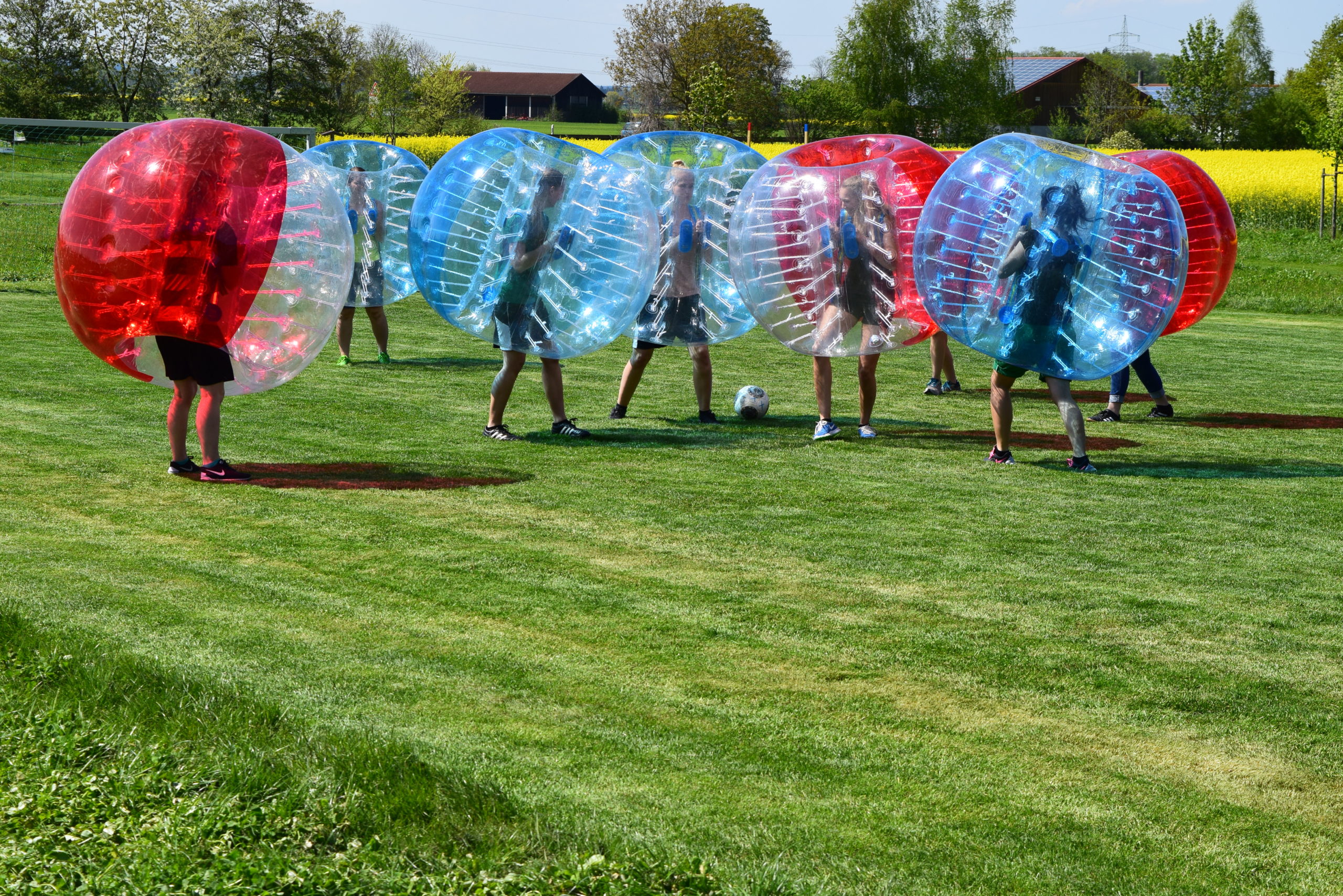 Mannschaftsausflug der Frauenmannschaft des FCHo in den Soccerpark Rehling (mit Fotos)
